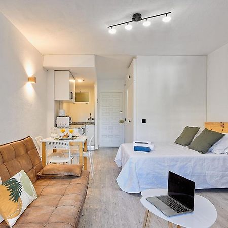 Lovely Home Estudio Jupiter Piscina เบนัลมาเดนา ภายนอก รูปภาพ